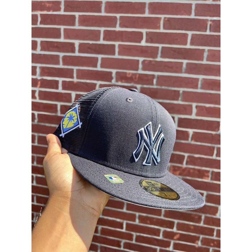 New York Yankees New Era Navy 2022 Spring Training 59FIFTY Fitted Hat 7 1/4